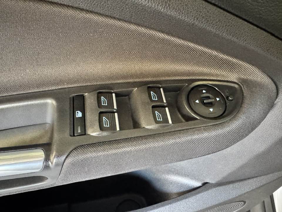 id1004p12.jpg