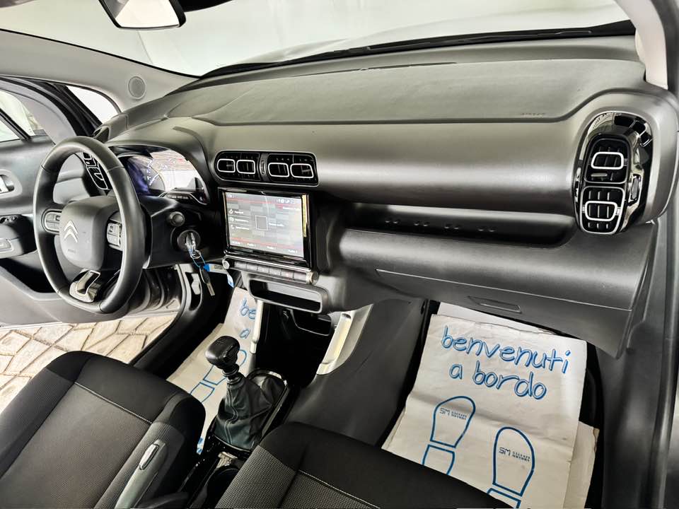 id1018p7.jpg