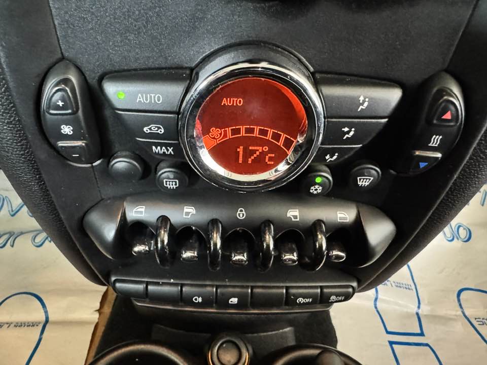 id1021p6.jpg