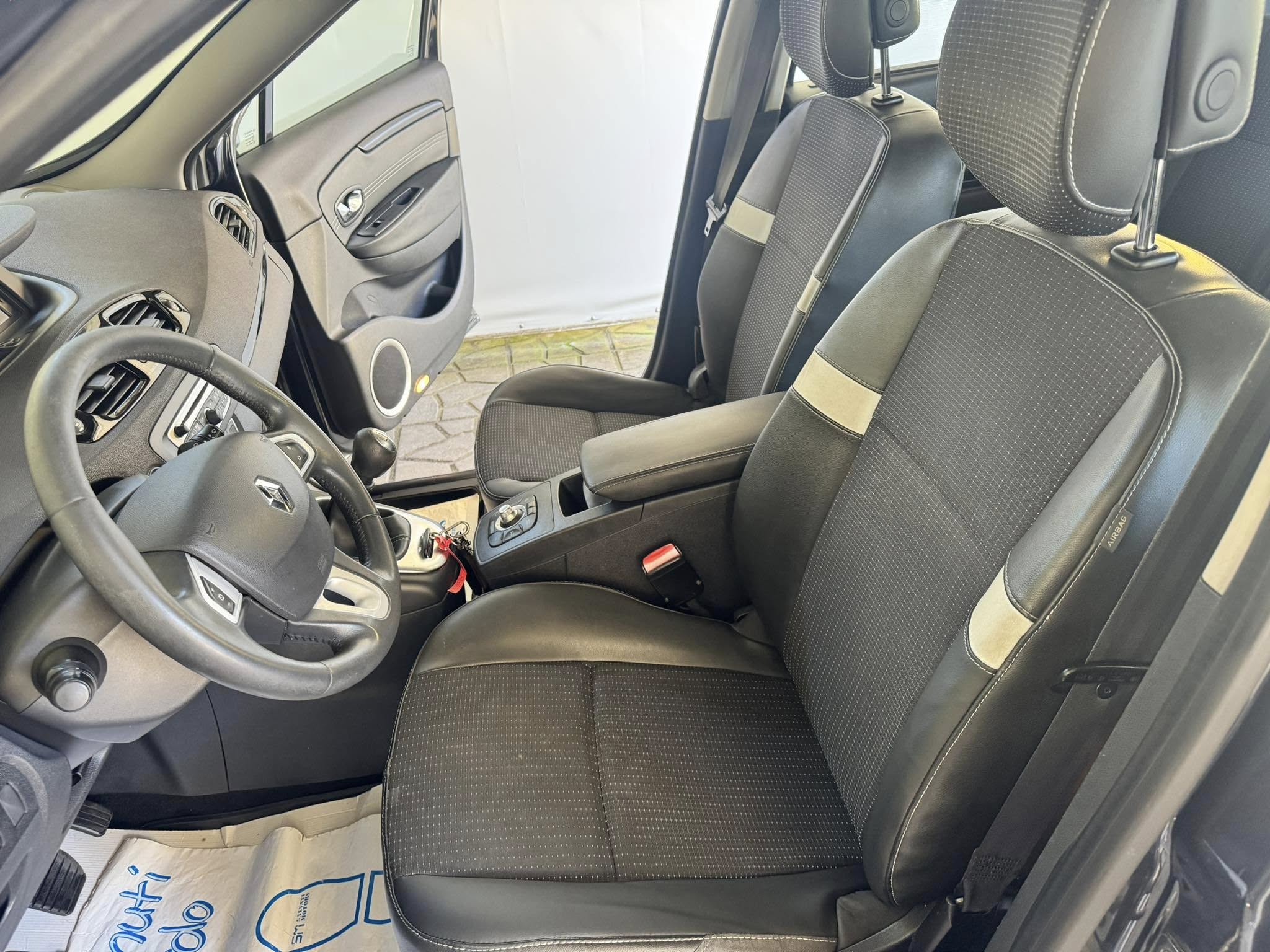 id1024p1.jpg