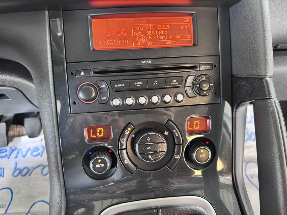 id1144p2.jpg