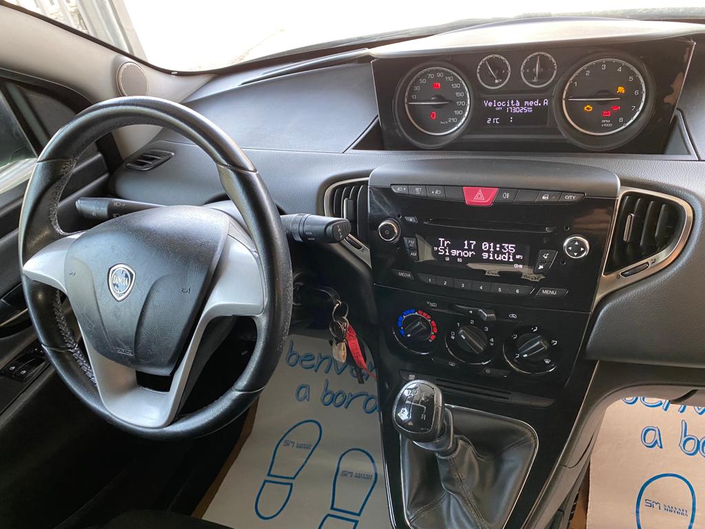 id845p9.jpg